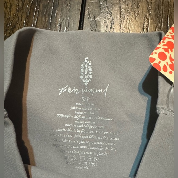 Free People Movement Epic Bike Shorts in Smoke. These are grey, silver SZ S NWT - Picture 4 of 6